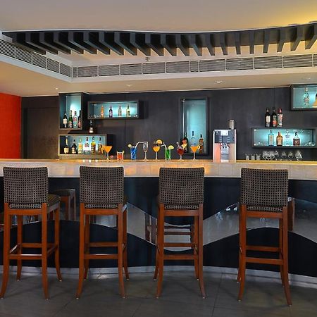 Savoy Suites Manesar Gurgaon Esterno foto