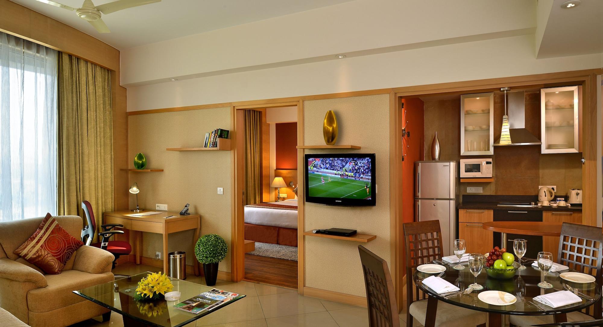 Savoy Suites Manesar Gurgaon Esterno foto