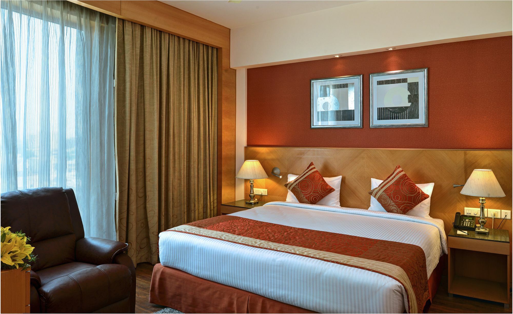 Savoy Suites Manesar Gurgaon Esterno foto
