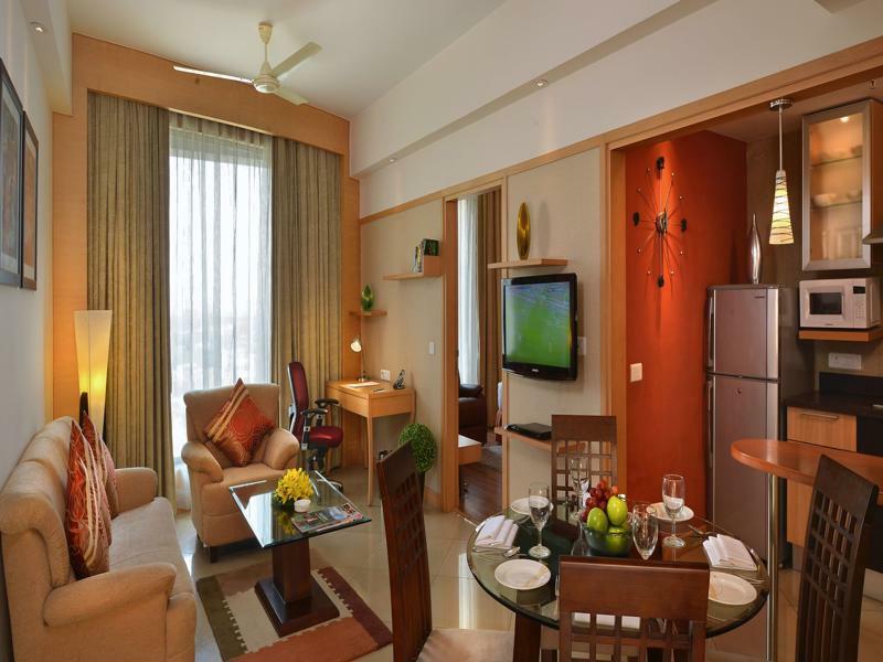 Savoy Suites Manesar Gurgaon Esterno foto