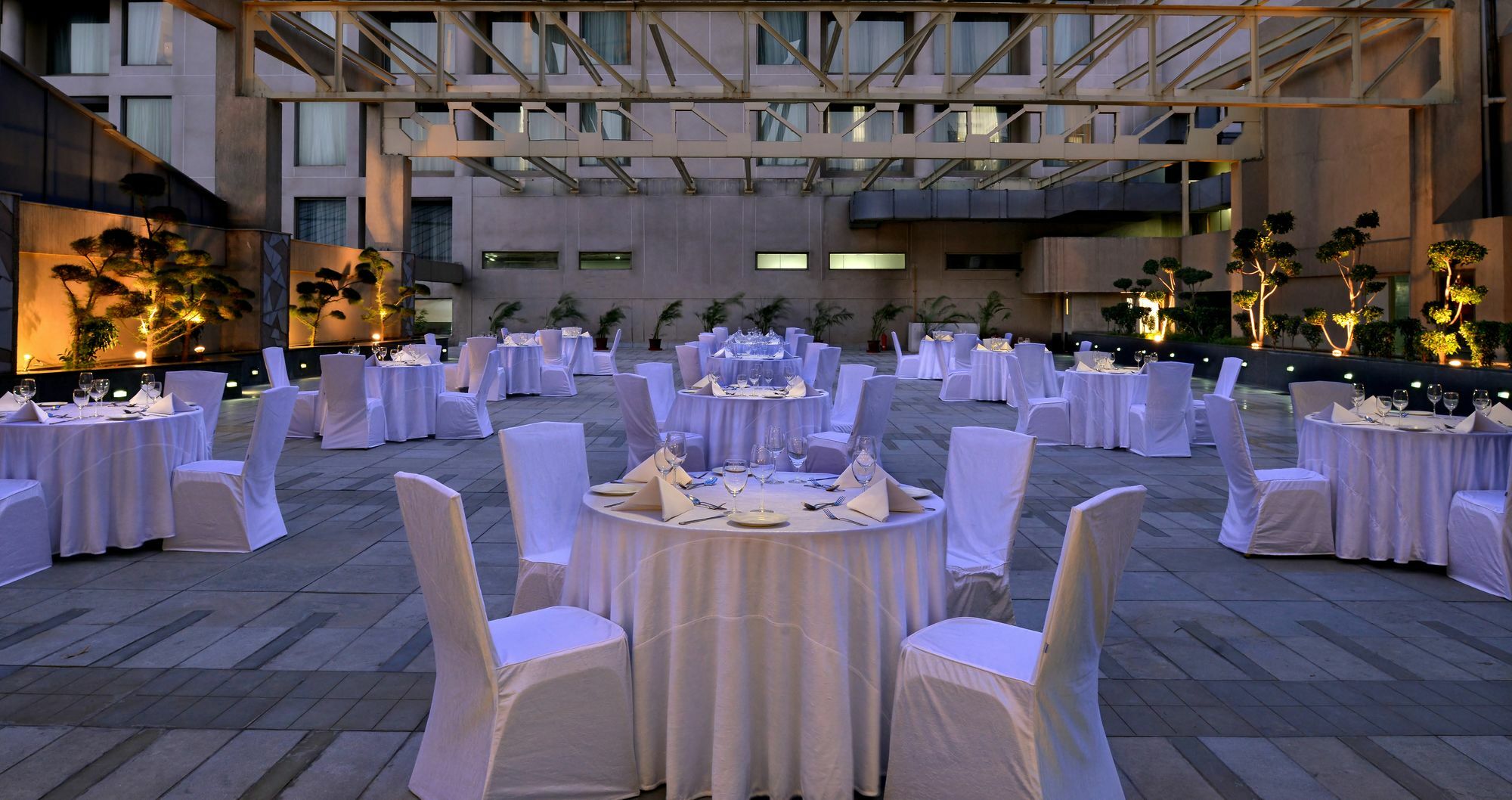 Savoy Suites Manesar Gurgaon Esterno foto