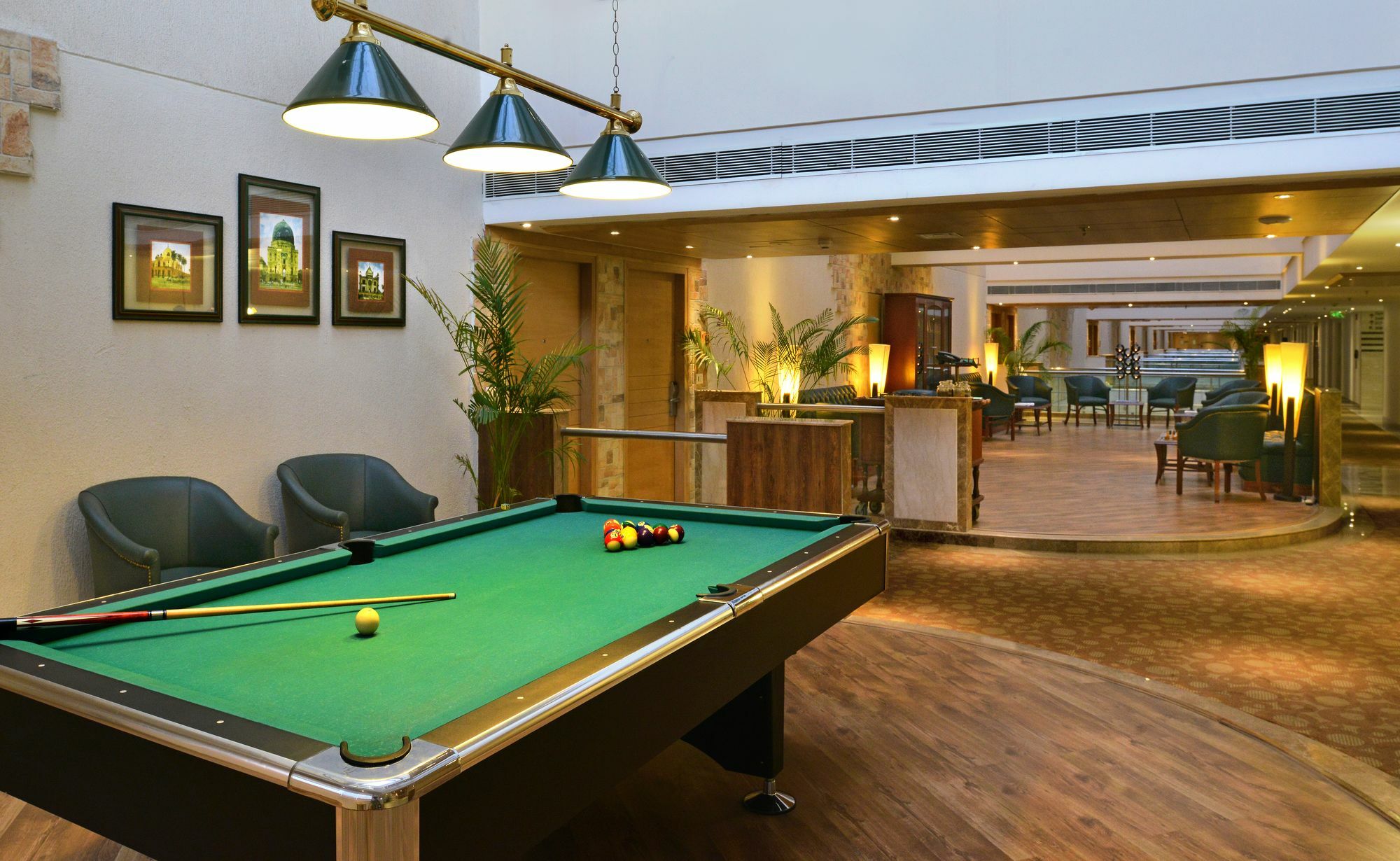 Savoy Suites Manesar Gurgaon Esterno foto